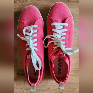 Kenneth Cole Women's Pink/Coral Canvas Sneakers